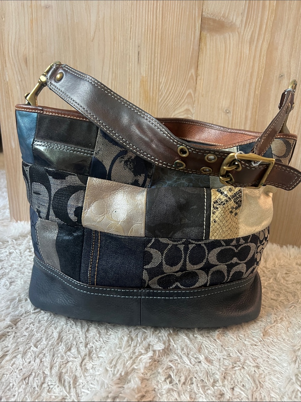 Coach Patchwork Vintage Y2K Shoulder Tote Bag Navy, Denim Metallic with Wristlet - Picture 4 of 17
